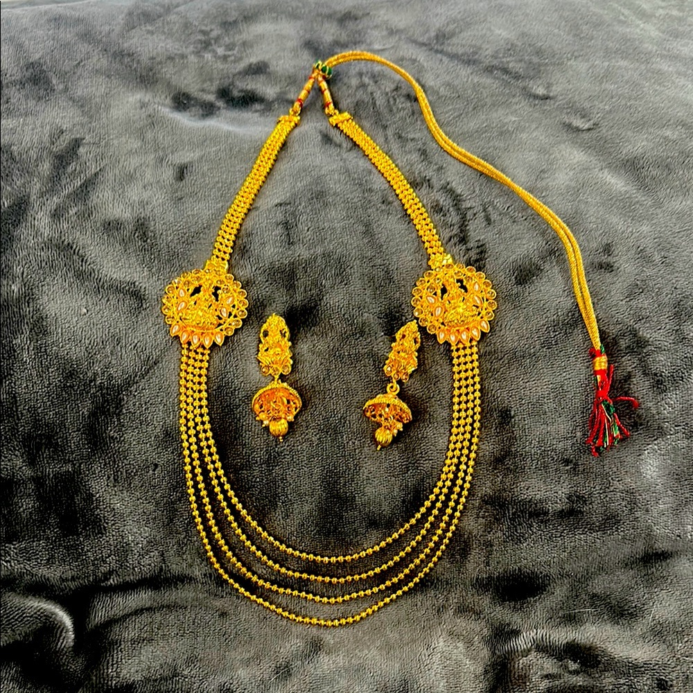 Multi Strings Indian Traditional Golden Laxmi Harr Temple Jewelry Necklace Set